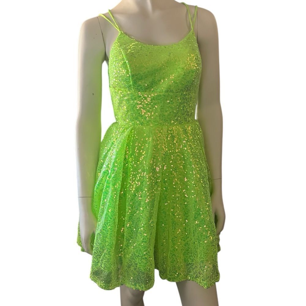 Wedding Dress Sequins Spaghetti Strap Dress Bright Green 2 NWT